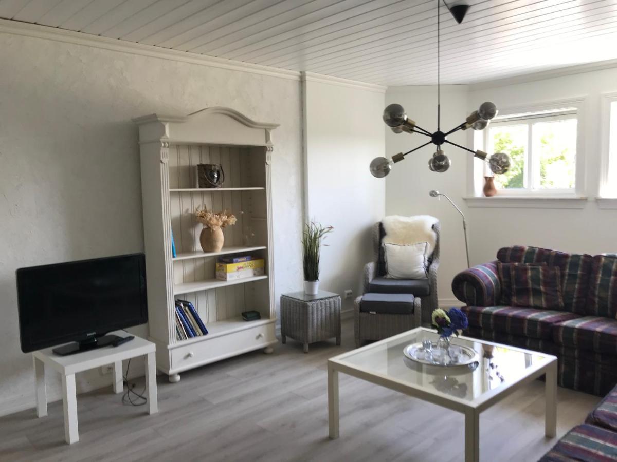 Ny Leilighet I Nevlunghavn Larvik Luaran gambar