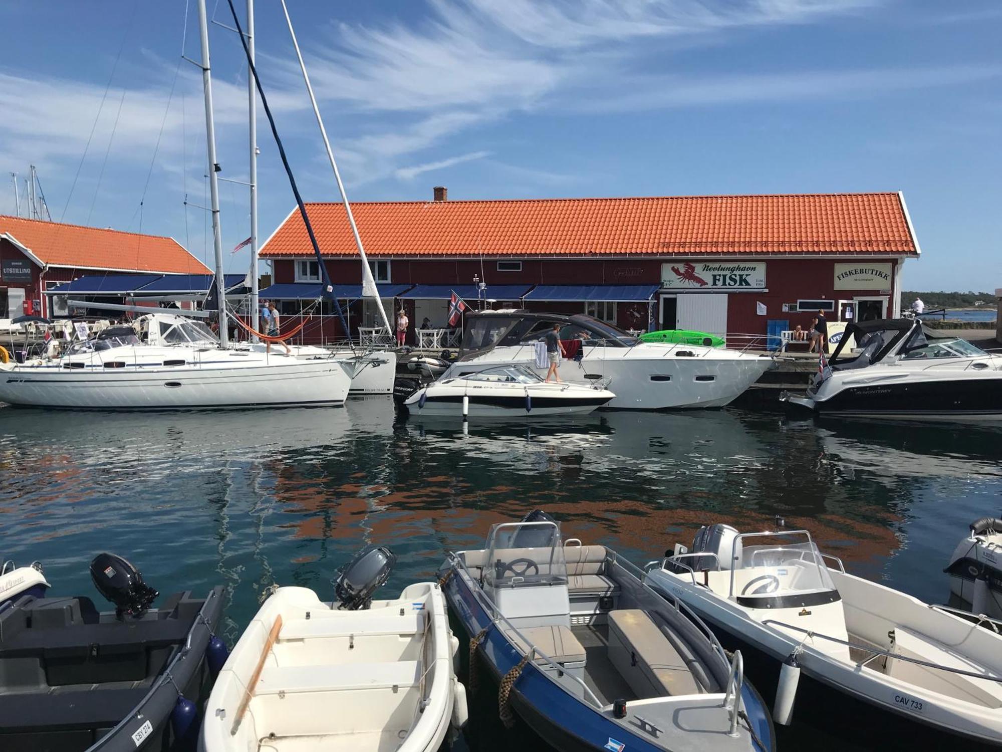 Ny Leilighet I Nevlunghavn Larvik Luaran gambar
