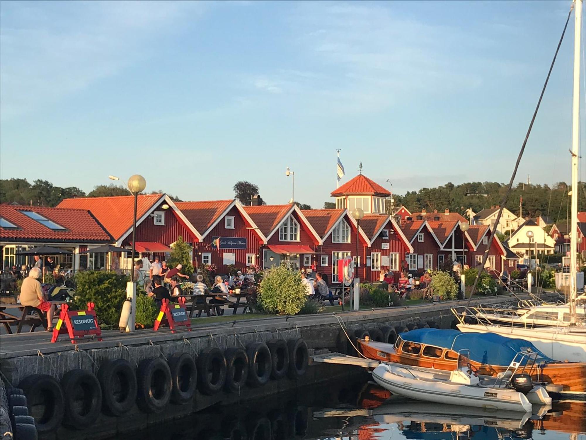 Ny Leilighet I Nevlunghavn Larvik Luaran gambar